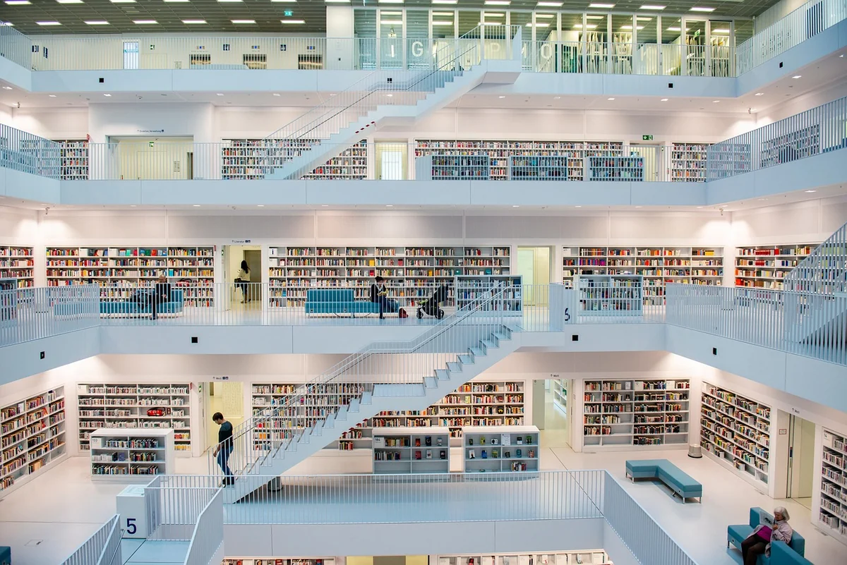 Comment concevoir une signalétique efficace pour votre bâtiment