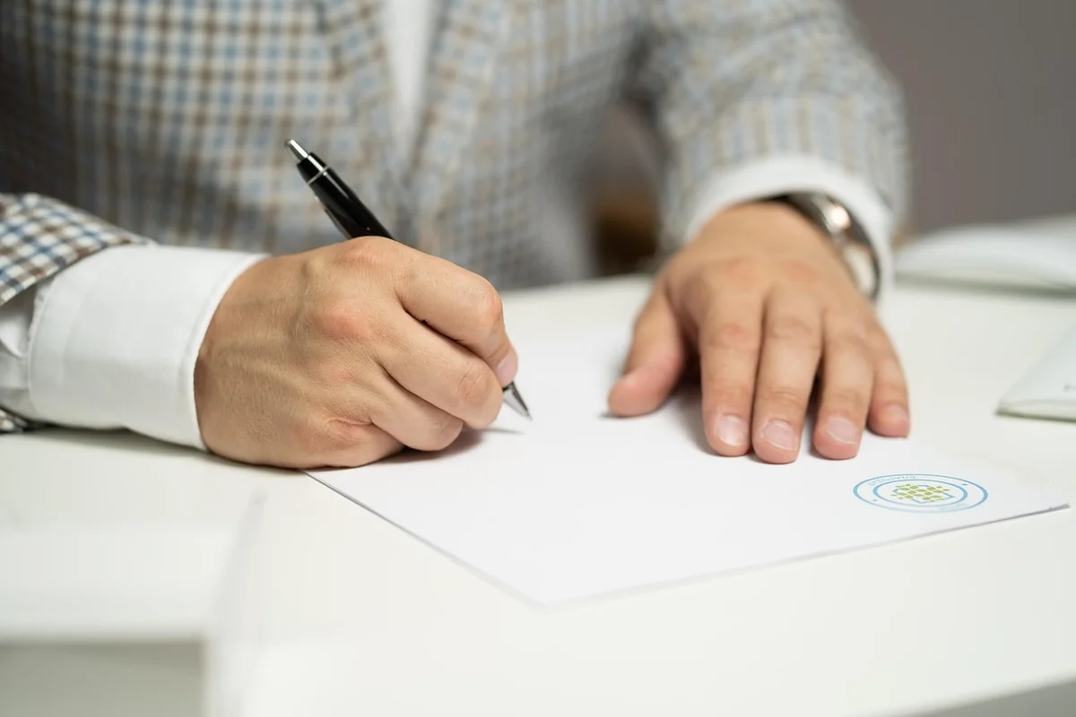 Mon test complet : inscription, contrat, paie