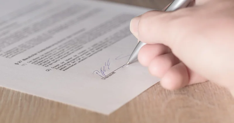 Pourquoi signer un contrat-cadre plutôt que renégocier à chaque commande